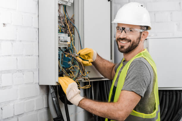 Best Ceiling Fan Installation Electrician  in Altamont, OR