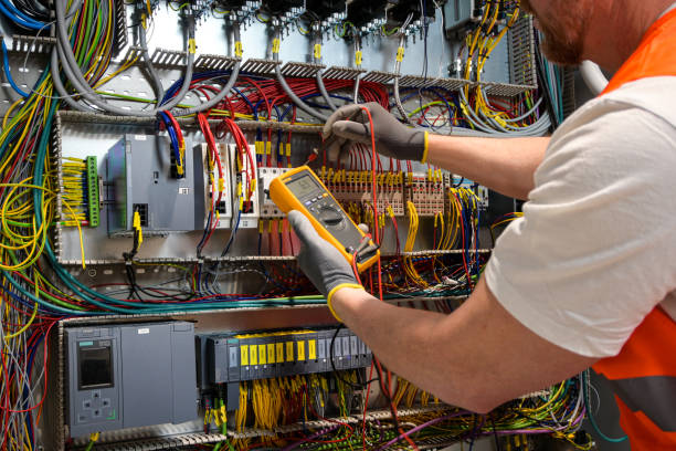 Best Best Electricians Near Me  in Altamont, OR